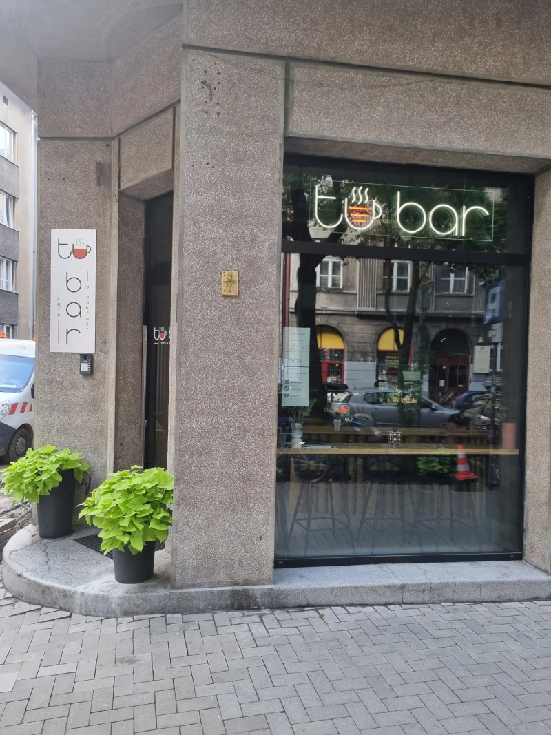 Tu Bar Cafe